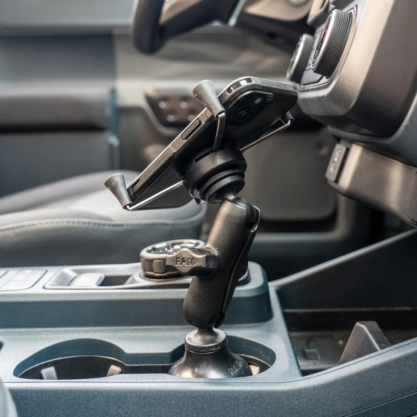 RAP-B-299-4U Stubby Becherhalter-Basis mit B-Kugel 9